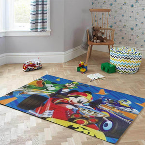 alfombra infantil mickey carreras 67 x 120 cm diseno 4 horizontal